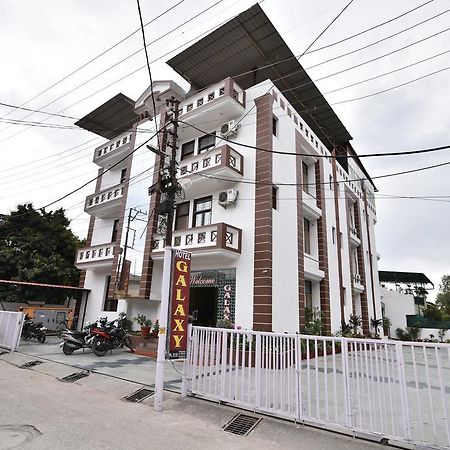 Hotel Galaxy Dehradun Exterior photo